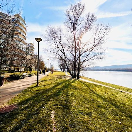 Апартаменти Marina Garden Будапешт Екстер'єр фото