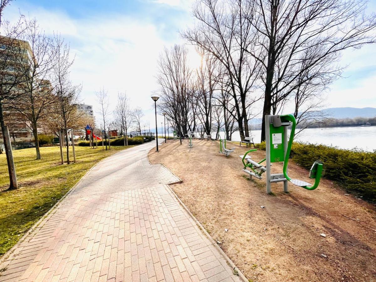 Апартаменти Marina Garden Будапешт Екстер'єр фото